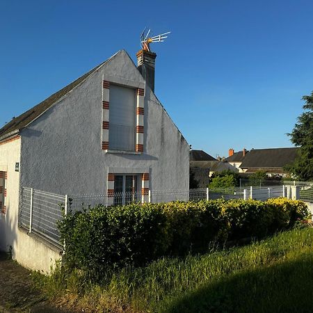 Maison De Bord De Loire Sully-sur-Loire Extérieur photo