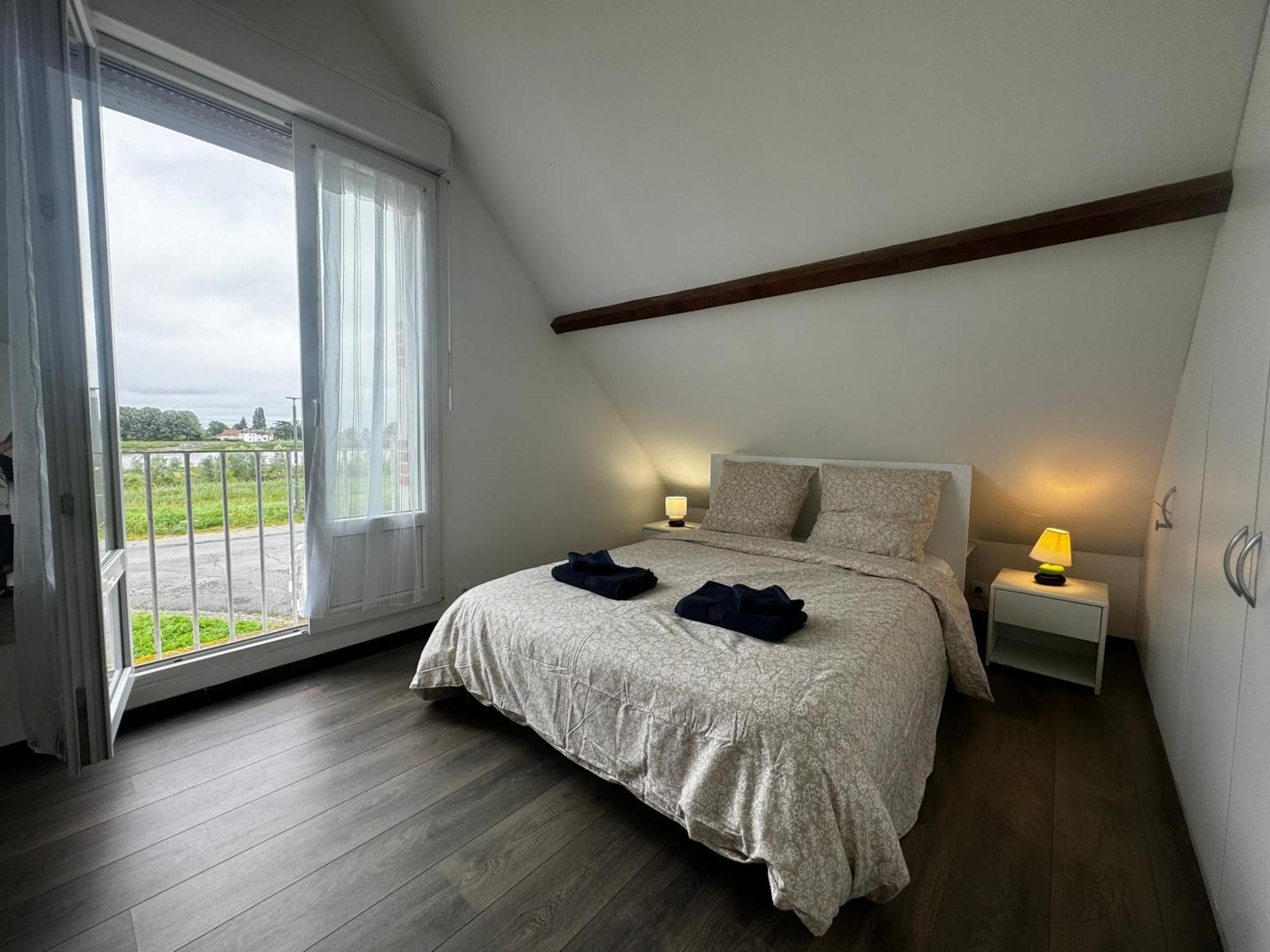 Maison De Bord De Loire Sully-sur-Loire Extérieur photo